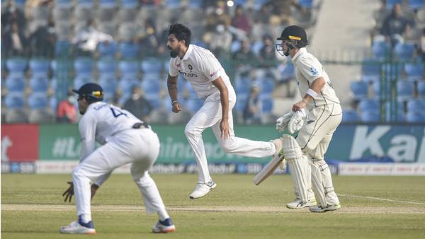 പേസ് നിരയുടെ പ്രകടനം