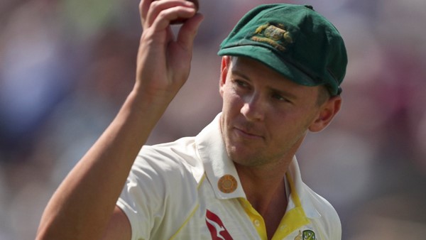 ജോഷ് ഹെയ് സല്‍വുഡ്,ട്രന്റ് ബോള്‍ട്ട്,ആന്റിച്ച് നോക്കിയേ