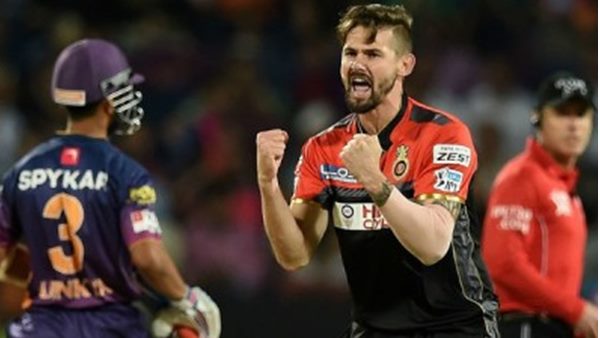 കെയ്ന്‍ റിച്ചാര്‍ഡ്‌സന്‍,കെയ്ല്‍ ജാമിസന്‍,മിച്ചല്‍ സ്വീപ്‌സന്‍