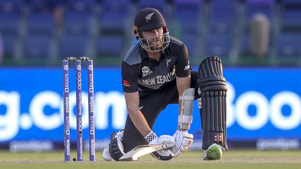 കെയ്ന്‍ വില്യംസന്‍ (48 പന്തില്‍ 85)