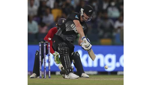 ജിമ്മി നിഷാമിന്റെ വെടിക്കെട്ട്