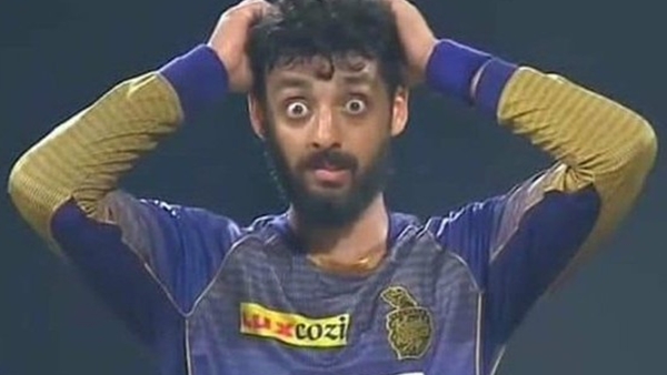 വരുണ്‍ ചക്രവര്‍ത്തി