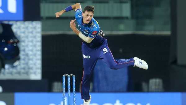  ഐപിഎല്ലില്‍ കളിച്ച താരം