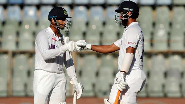  ഇന്ത്യ ഏറെ മുന്നില്‍