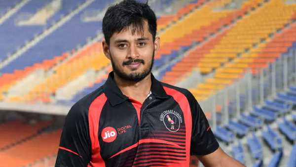  അരങ്ങേറ്റം 2008ല്‍