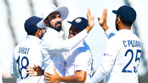 സൗത്താഫ്രിക്ക വിജയത്തിലേക്ക്