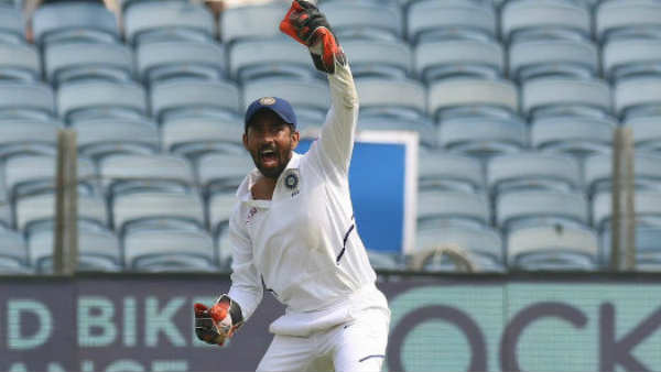  റിഷഭിനു പകരം സാഹ?