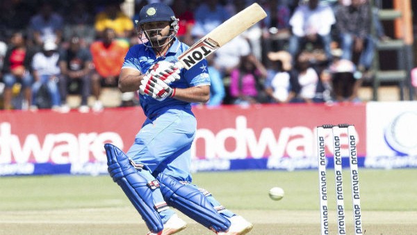 കേദാര്‍ ജാദവ് (ഒരു കോടി)