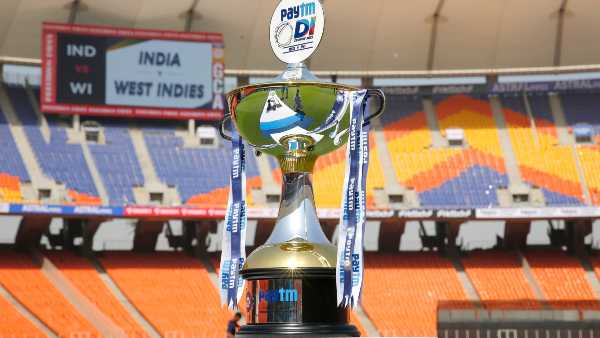 പ്ലെയിങ് ഇലവന്‍ 