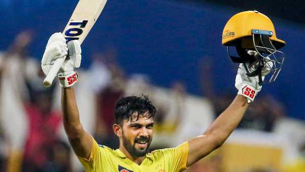 ഡെവോണ്‍ കോണ്‍വെ-റുതുരാജ് ഗെയ്ക് വാദ്