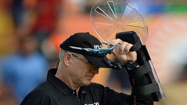 പ്രൊട്ടക്റ്റീവ് ഷീല്‍ഡ്