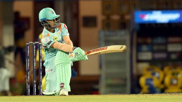 ആയുഷ് ബദോനി (ലഖ്‌നൗ)