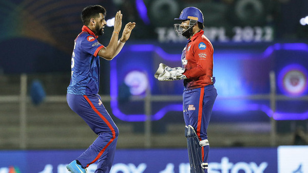 ഷാര്‍ദുലിനെ ഉപയോഗിച്ച ക്യാപ്റ്റന്‍സി