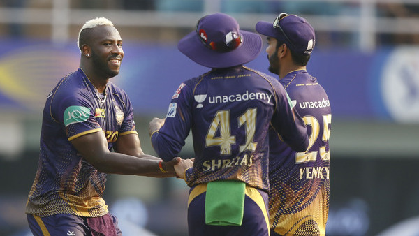 ഷാരൂഖിനെയാണ് ട്രോളേണ്ടത്