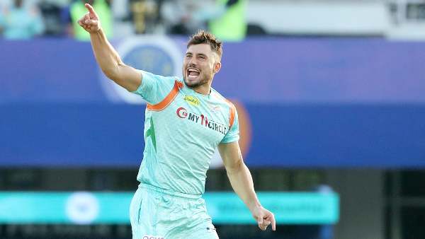 സ്റ്റോയ്‌നിസിനെതിരായ വൈഡ്