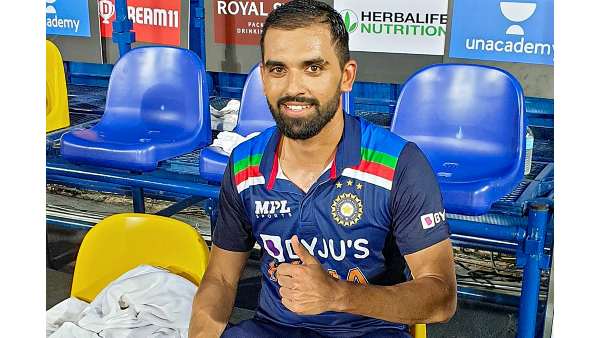 ദീപക് ചാഹര്‍, ജസ്പ്രീത് ബുംറ, യുസ്വേന്ദ്ര ചാഹല്‍