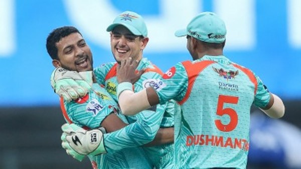 മൊഹ്‌സിന്‍ ഖാന്‍