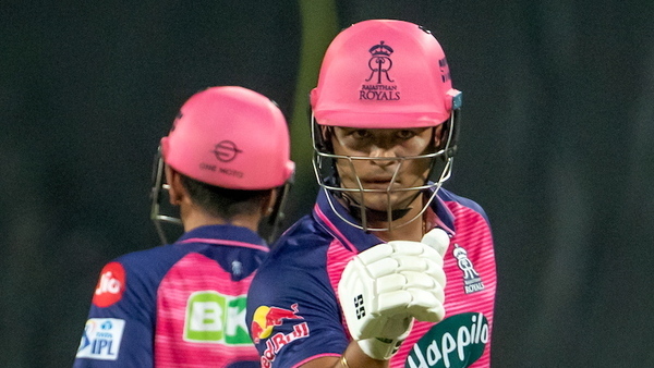 ബെസ്റ്റ് ഫിനിഷര്‍