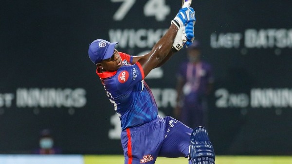 റോവ്മാന്‍ പവല്‍