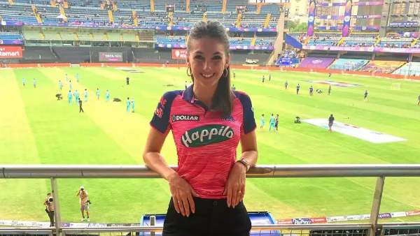 ലാറ വാന്‍ഡര്‍ ഡ്യുസെന്‍