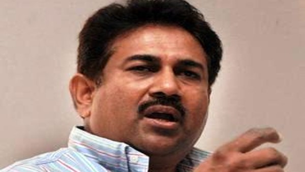 അര്‍ഷാദ് അയൂബ്