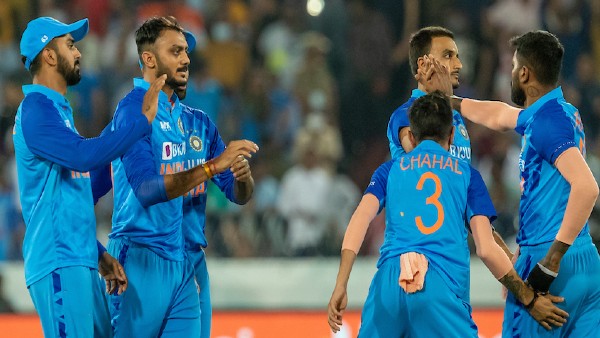 ഡെത്ത് ഓവര്‍ ബൗളിങ്