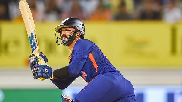 ദിനേശ് കാര്‍ത്തിക്