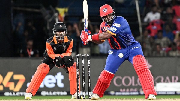 മസകാഡ്‌സ ഹീറോ 