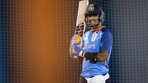 സൂര്യ, റിഷഭ്/ ഡിക്കെ, ഹാര്‍ദിക്, അക്ഷര്‍