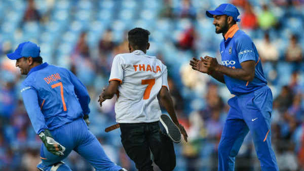 ഡെഡ് ബോള്‍ നിയമം