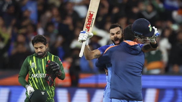 നെതര്‍ലാന്‍ഡ്‌സിനെതിരെ 