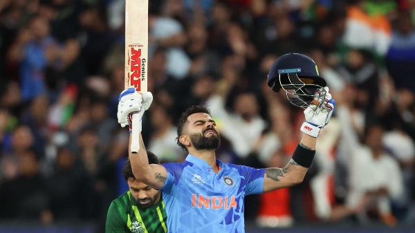 പാകിസ്താനെതിരേ നാലാം ഫിഫ്റ്റി പാകിസ്താനെതിരേ നാലാം ഫിഫ്റ്റി