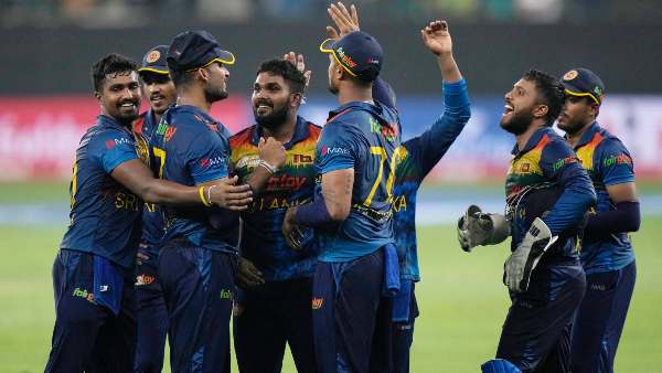 നാലു ടീമുകള്‍ സൂപ്പര്‍ 12ലേക്ക്