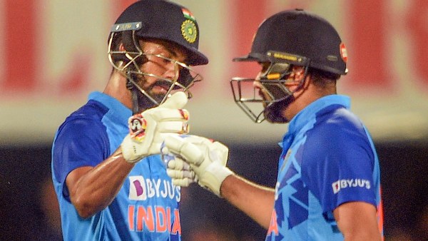 രോഹിത്തും രാഹുലും ചെയ്യേണ്ടത്