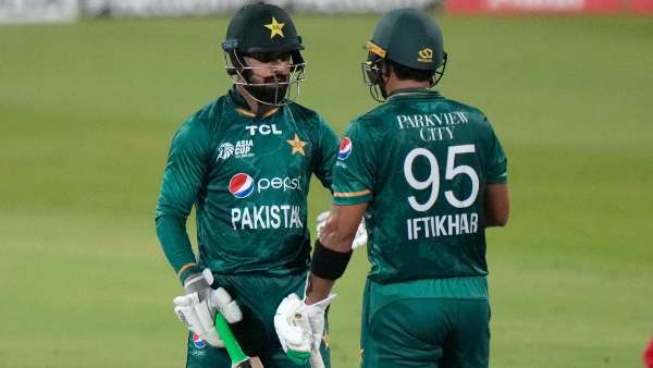 ഓസ്ട്രേലിയന് പിച്ച് ഓസ്ട്രേലിയന് പിച്ച്