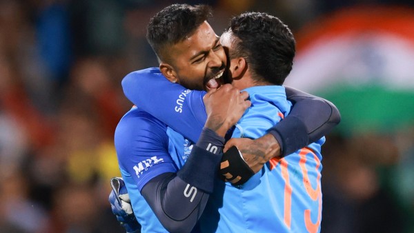 കരുത്തുകാട്ടി ബൗളര്‍മാര്‍