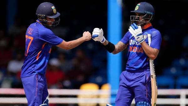 ടീം കോമ്പിനേഷന്‍