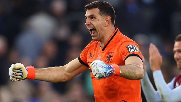 എമിലിയാനോ മാര്‍ട്ടിനസ്