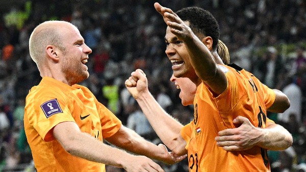 രണ്ടു ഗോളുകള്‍