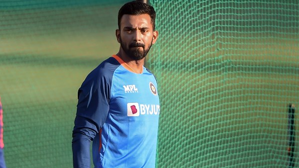 രാഹുല്‍ ചതിയന്‍