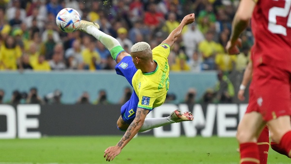 അക്കൗണ്ട് തുറന്ന് ബ്രസീല്‍