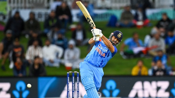 വിക്കറ്റ് സൗത്തിക്ക്