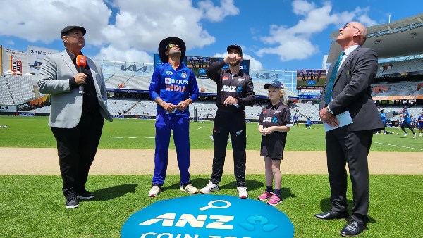 പ്ലെയിങ് ഇലവന്‍