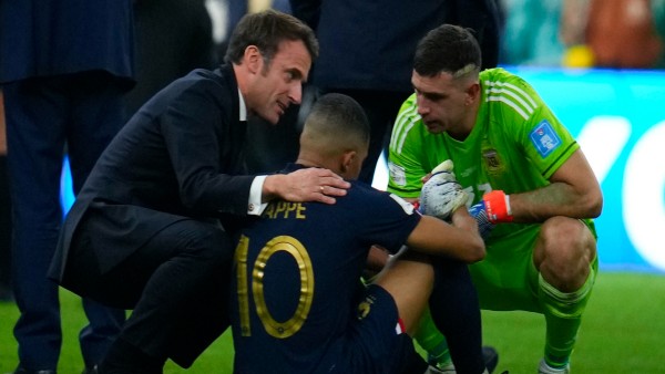 ഡ്രസിങ് റൂമില്‍വെച്ചും അപമാനിച്ചു