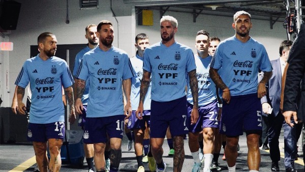 ആദ്യ മല്‍സരം 1988ല്‍