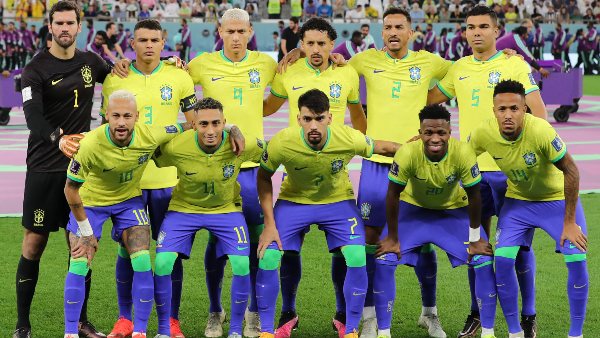 മാറ്റമില്ലാതെ ബ്രസീല്‍