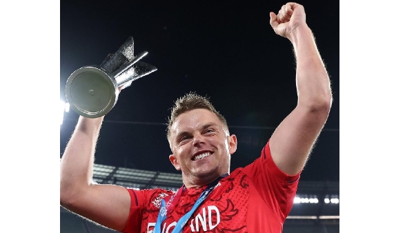 സാം കറെന്‍