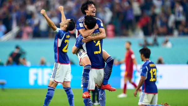 ബോള്‍ ലൈനില്‍