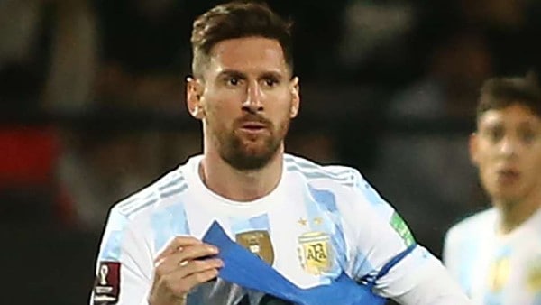 മെസിയുടെ നടത്തത്തിന്റെ കണക്കിതാ