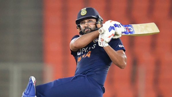 രോഹിത്തിനെതിരേ ആരാധകര്‍